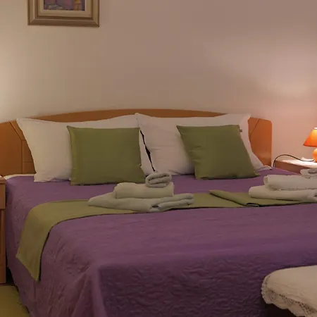 Apartment Old Town Oasis House